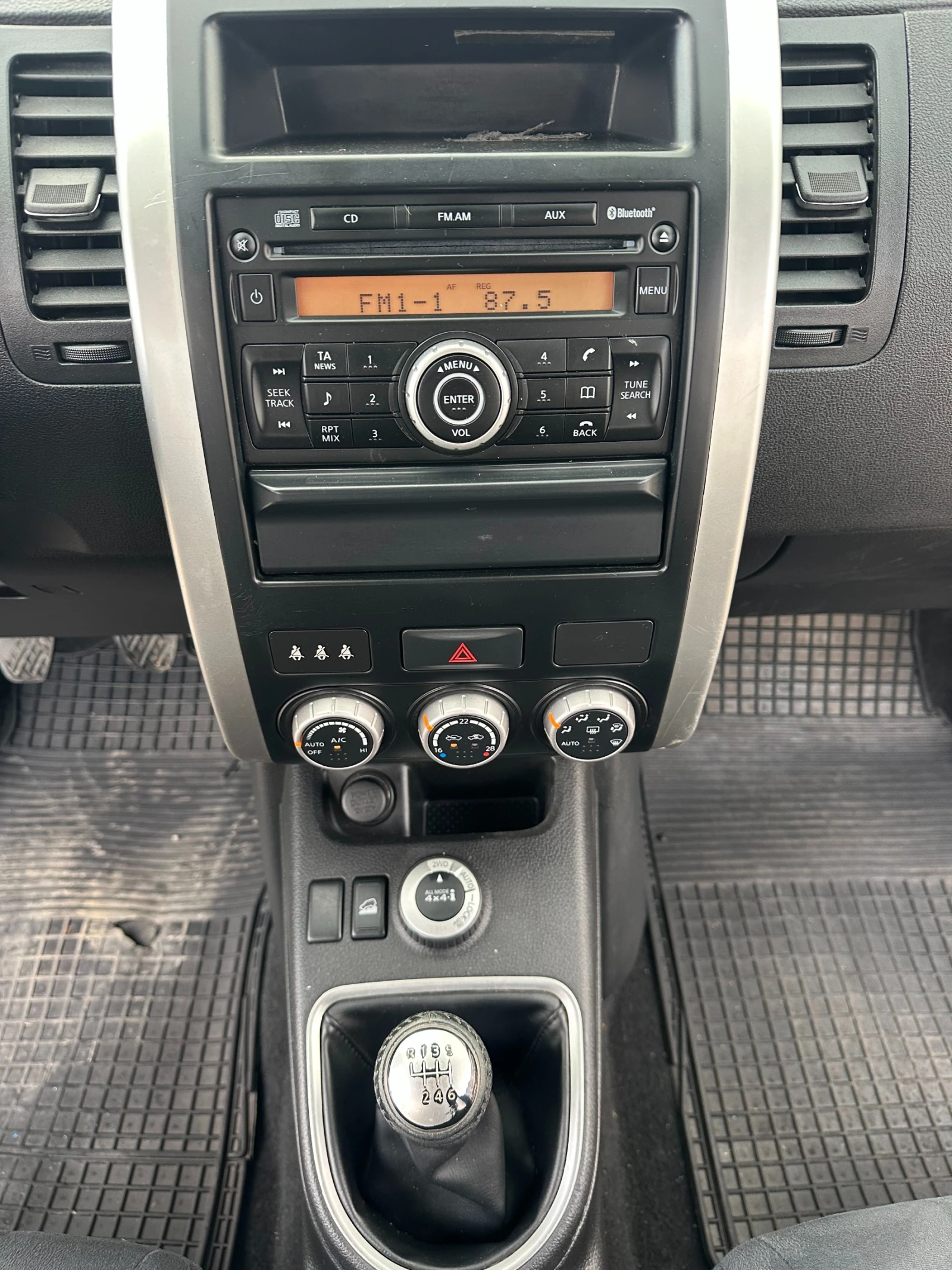 Nissan X-trail 2.0DCI 150kc FACE, снимка 12 - Автомобили и джипове - 53974770