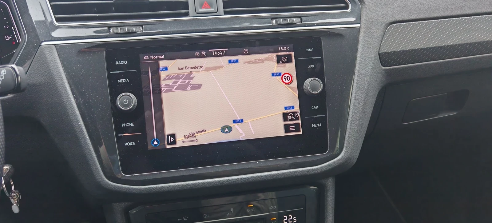 VW Tiguan R Line NovA, снимка 10 - Автомобили и джипове - 54186736