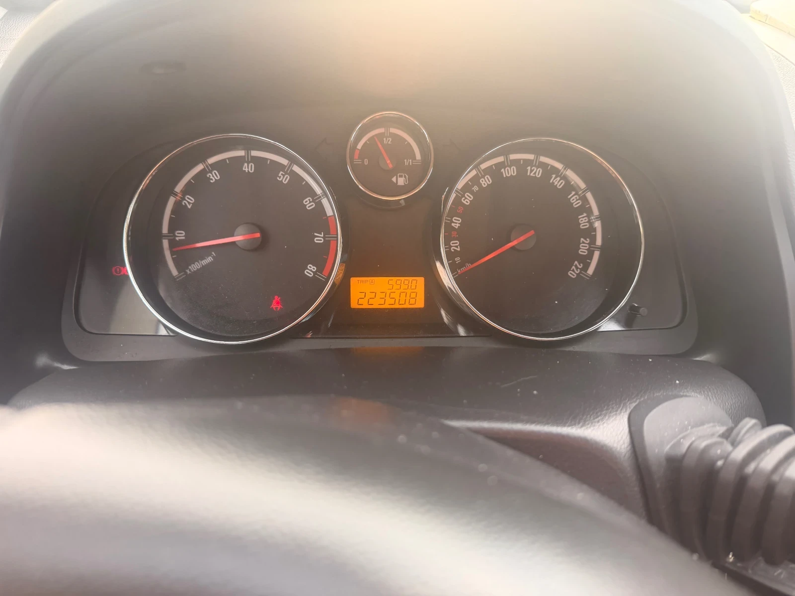 Opel Antara 2.4 l , снимка 7 - Автомобили и джипове - 54215129