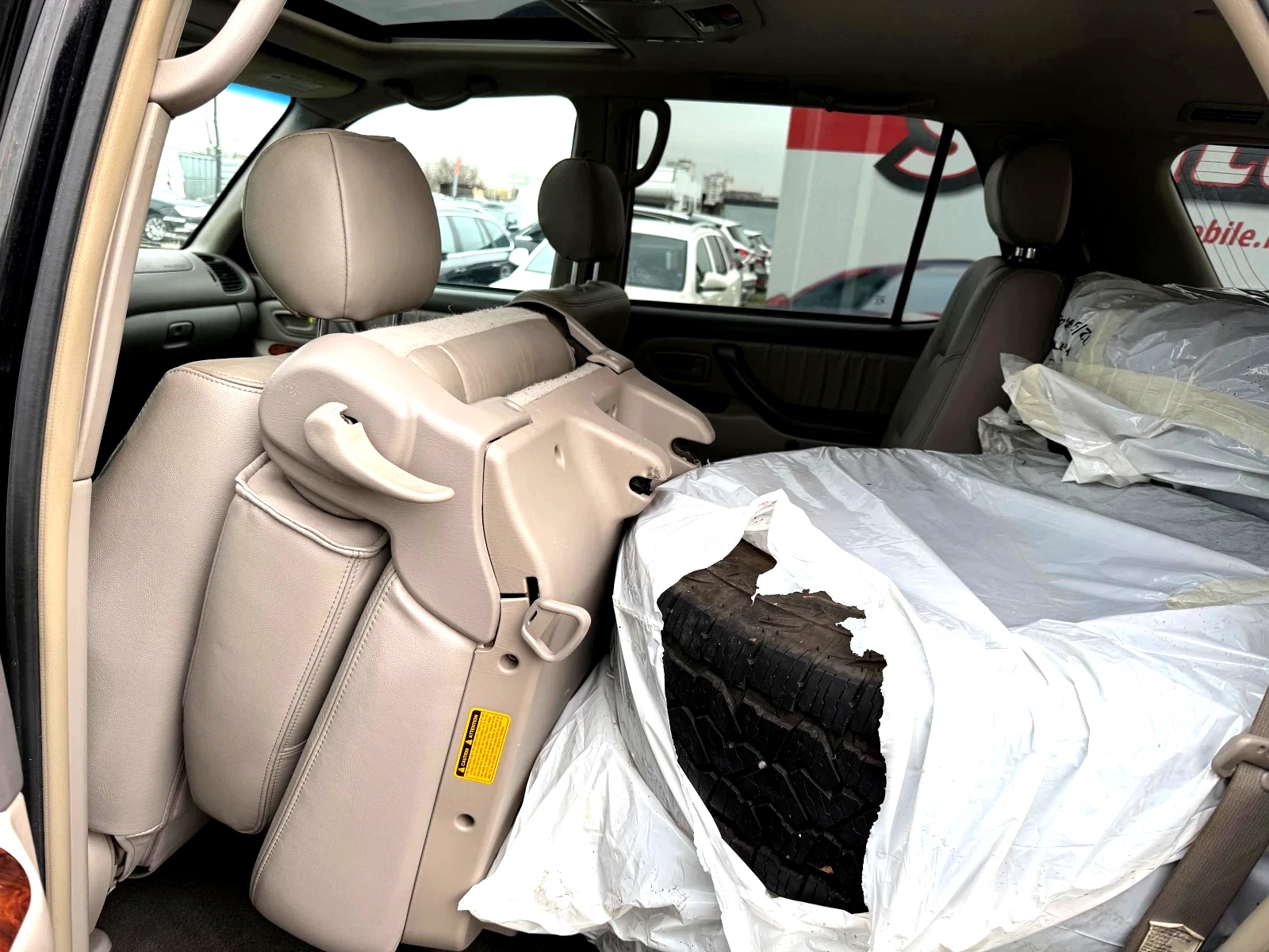 Toyota Sequoia 4.7, снимка 12 - Автомобили и джипове - 54225932