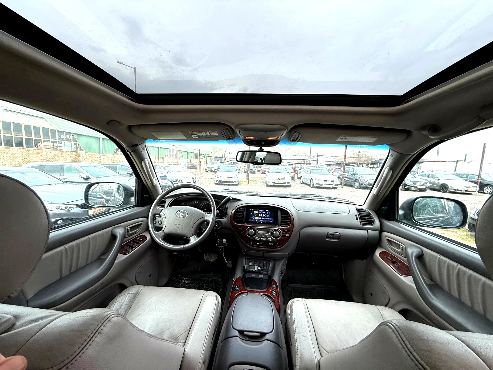 Toyota Sequoia 4.7, снимка 15 - Автомобили и джипове - 54225932