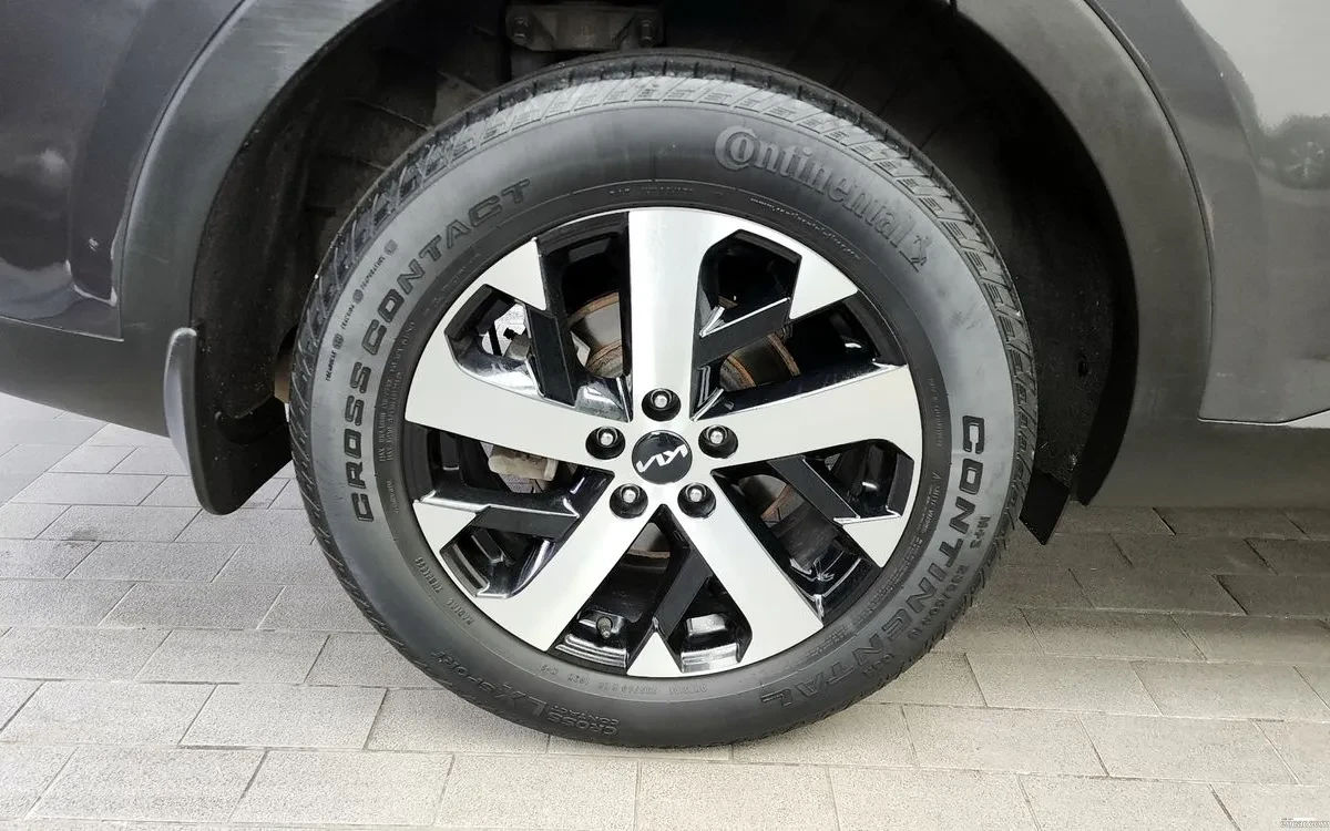 Kia Sorento 2.5T* PRESTIGE* КАМЕРА* ОБДУХ, снимка 5 - Автомобили и джипове - 54742055