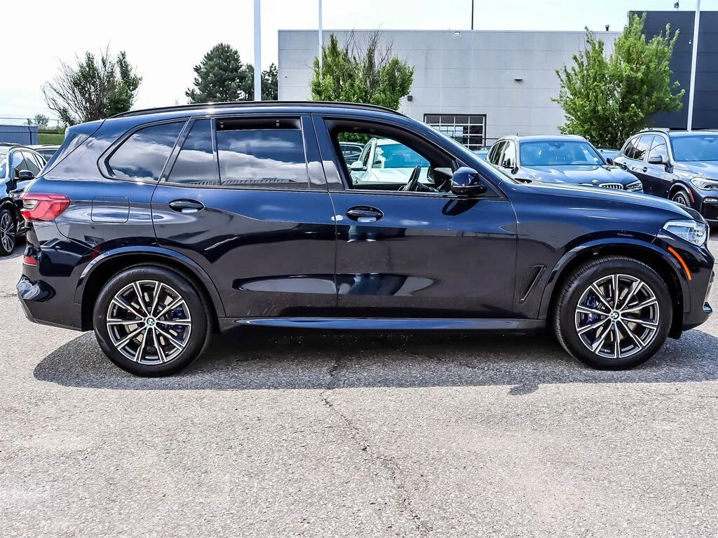BMW X5 M* SPORT* HARMON* KARDON* 360КАМЕРА* LANE* ASSIST*, снимка 2 - Автомобили и джипове - 54961239