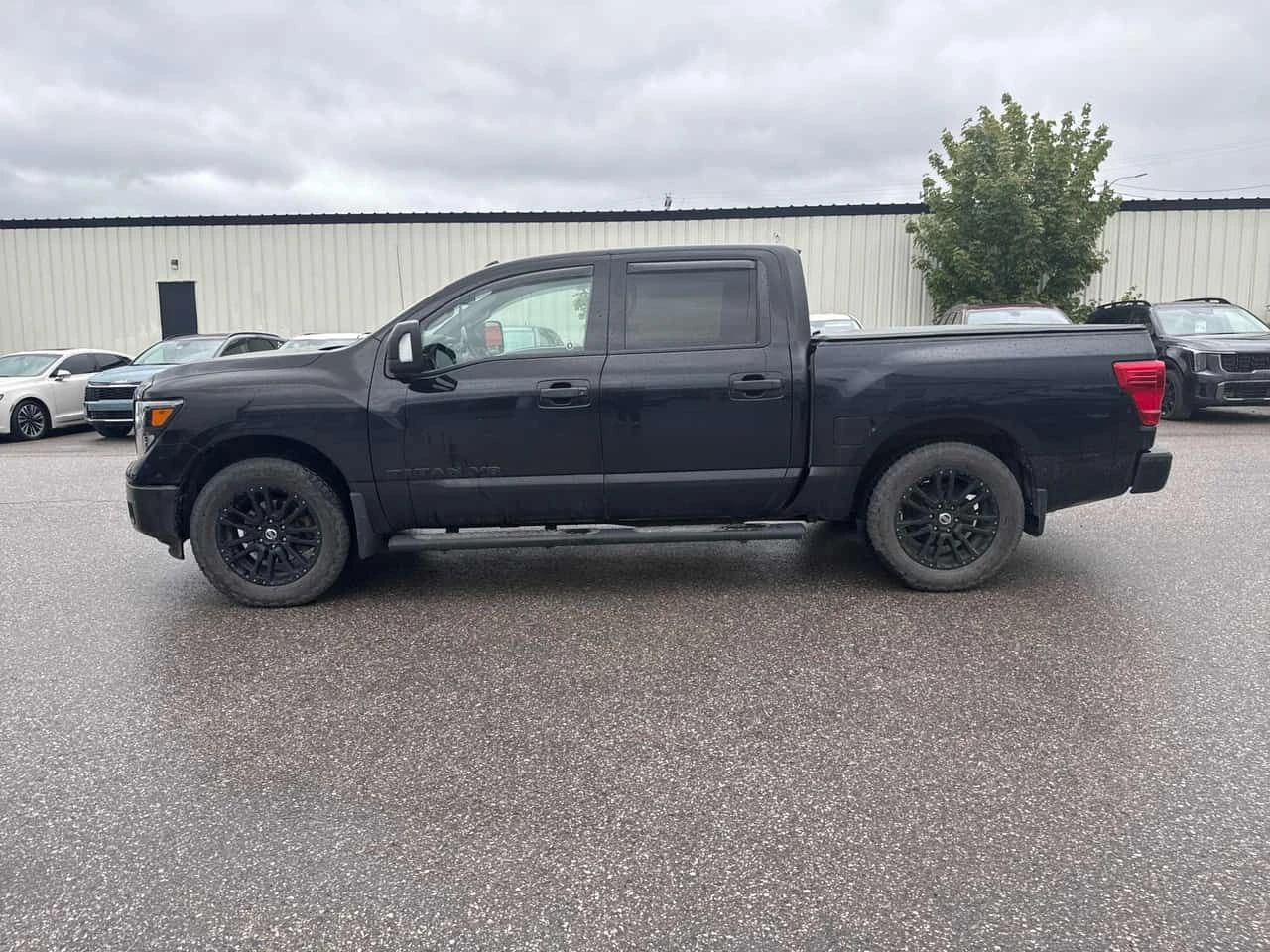 Nissan Titan crew cab * 4x4 * АВТОКРЕДИТ БЕЗ ПЪРВОНАЧАЛНА ВНОСКА* , снимка 2 - Автомобили и джипове - 54992886