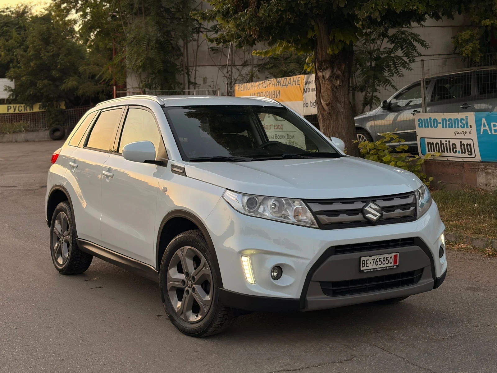 Suzuki Vitara 1.6!120!90ХИЛ!4Х4!ШВЕЙЦАРИЯ!РЪЧКА!КАТО НОВА!, снимка 3 - Автомобили и джипове - 55533750