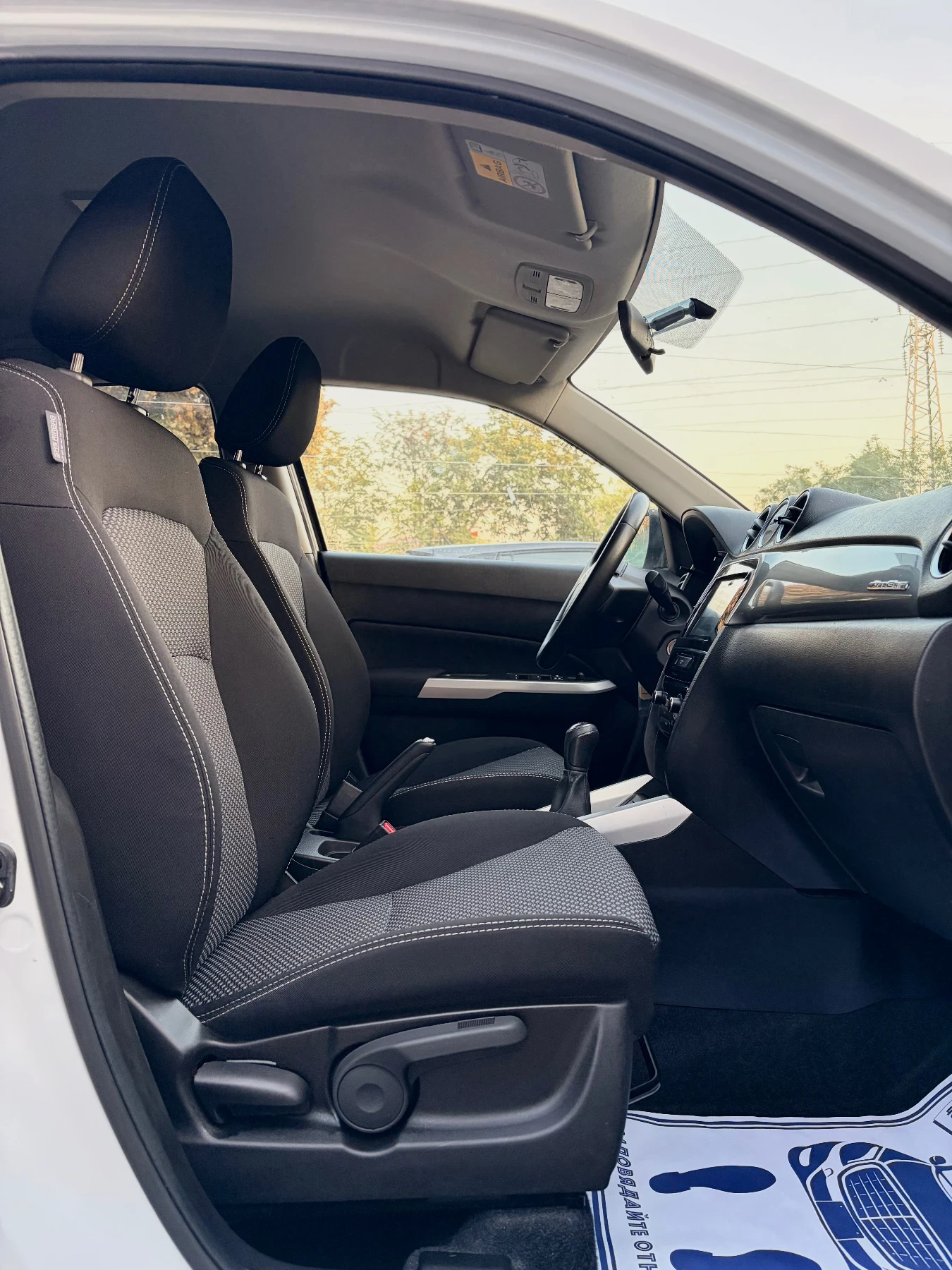 Suzuki Vitara 1.6!120!90ХИЛ!4Х4!ШВЕЙЦАРИЯ!РЪЧКА!КАТО НОВА!, снимка 15 - Автомобили и джипове - 55533750