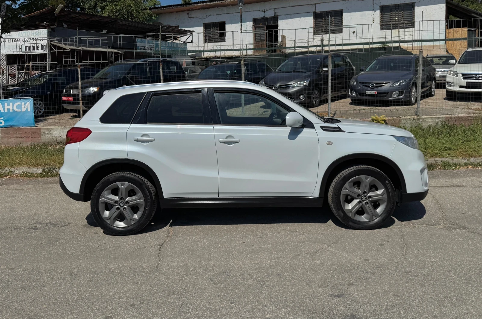 Suzuki Vitara 1.6!120!90ХИЛ!4Х4!ШВЕЙЦАРИЯ!РЪЧКА!КАТО НОВА!, снимка 8 - Автомобили и джипове - 55533750