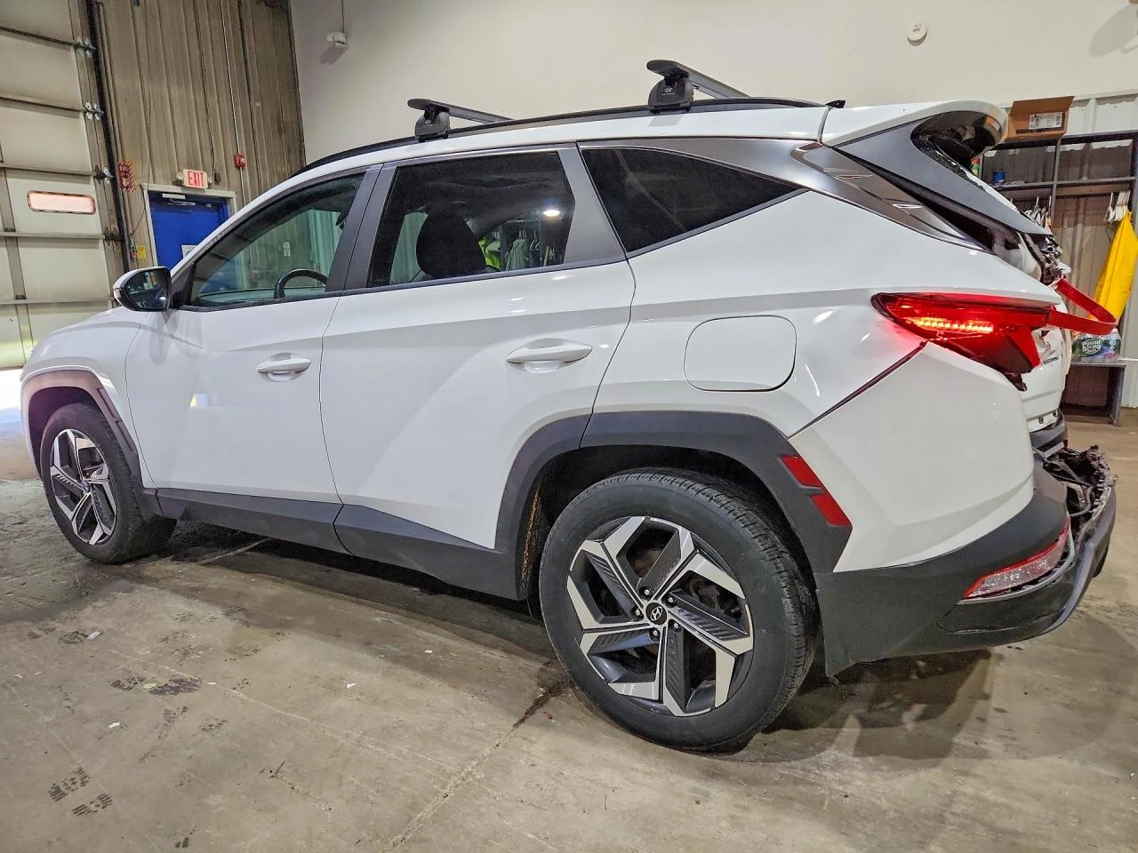Hyundai Tucson 2.5l Sel, снимка 2 - Автомобили и джипове - 55995901