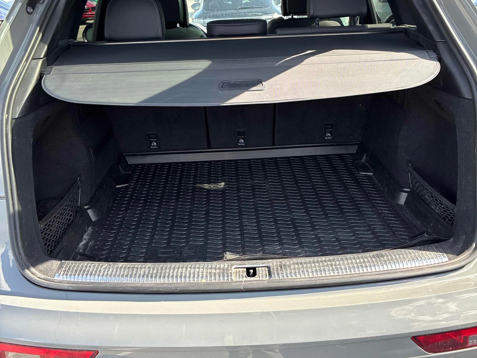 Audi Q5 QUATTRO * ГЛАВНО ПРЕДСТАВИТЕЛСТВО НА PORSCHE* , снимка 13 - Автомобили и джипове - 56112776