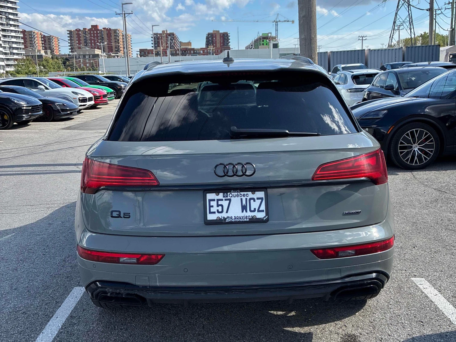 Audi Q5 QUATTRO * ГЛАВНО ПРЕДСТАВИТЕЛСТВО НА PORSCHE* , снимка 5 - Автомобили и джипове - 56112776