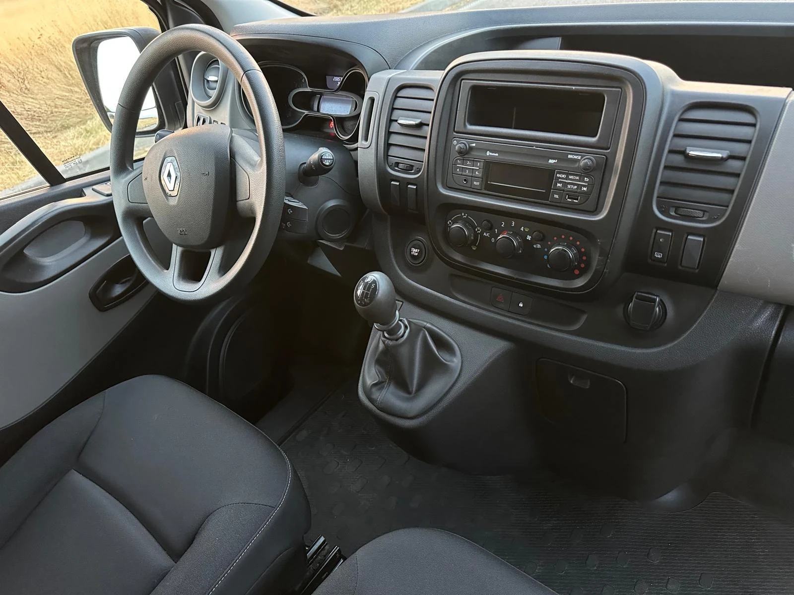 Renault Trafic  - изображение 10