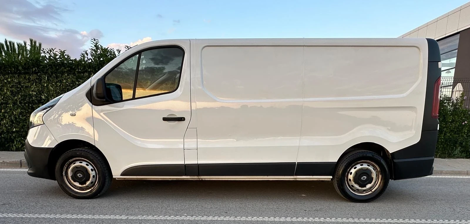 Renault Trafic  - изображение 8
