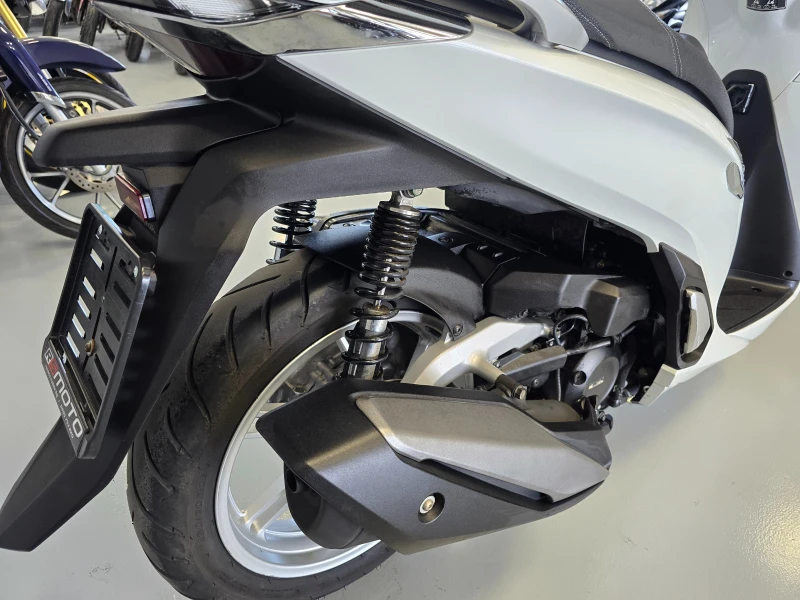 Honda Sh 350ie, ABS-TCS, Led, Keyless, 2021г., снимка 11 - Мотоциклети и мототехника - 50432077