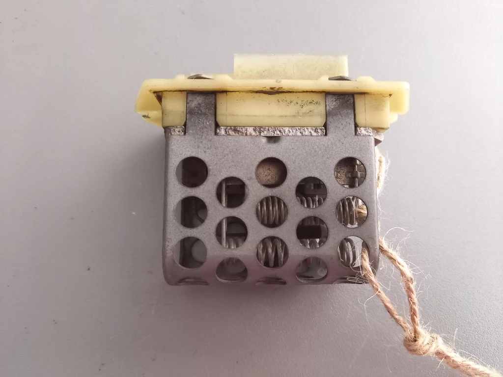     2.5  | Mobile.bg   1