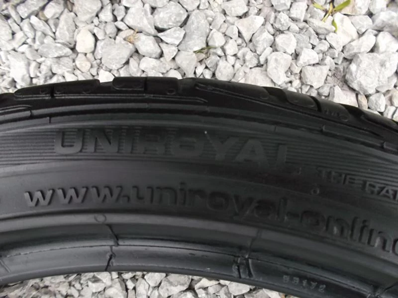 Гуми Летни 205/40R17, снимка 4 - Гуми и джанти - 14368932