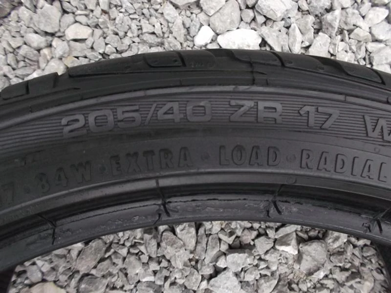 Гуми Летни 205/40R17, снимка 5 - Гуми и джанти - 14368932