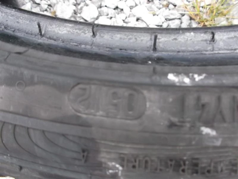 Гуми Летни 205/40R17, снимка 6 - Гуми и джанти - 14368932