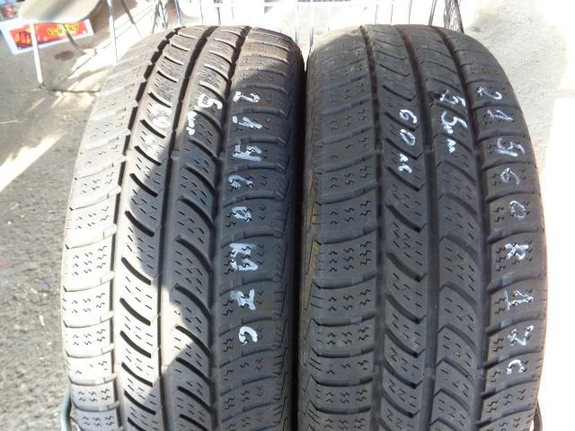 Гуми Зимни 215/60R17, снимка 3 - Гуми и джанти - 16682013