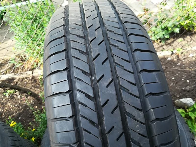 Гуми Летни 225/60R17, снимка 2 - Гуми и джанти - 21805764