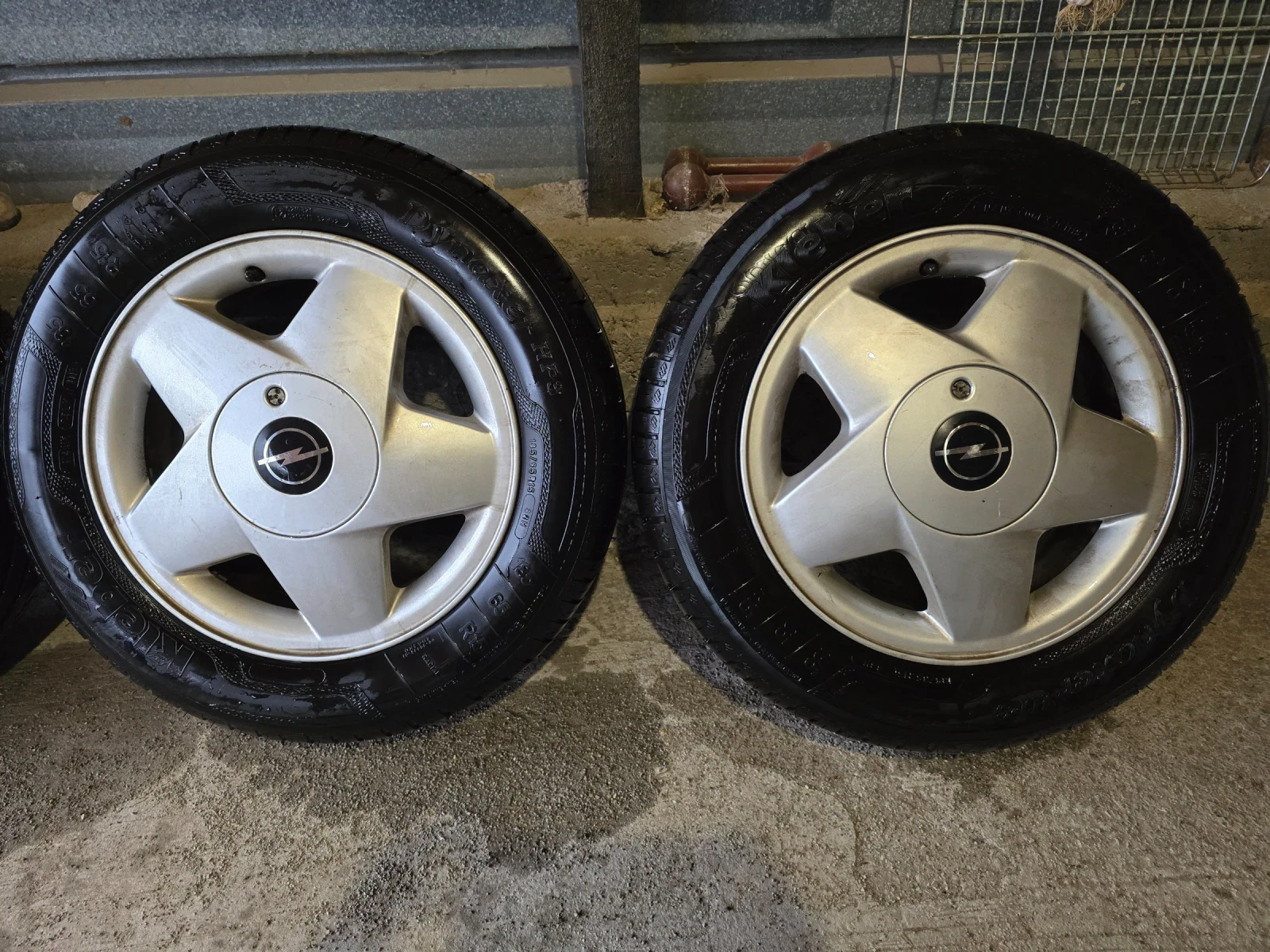 Гуми с джанти Kleber 185/65R15, снимка 4 - Гуми и джанти - 54081724