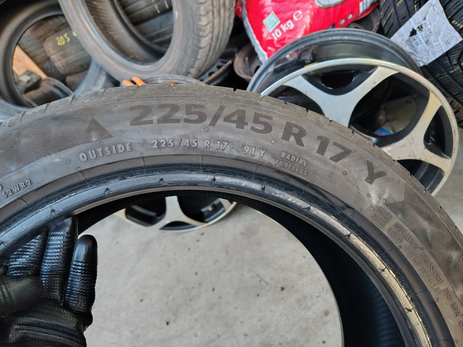 Гуми Летни 225/45R17, снимка 8 - Гуми и джанти - 54085591