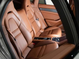 Porsche Panamera GTS  CARFAX, снимка 17