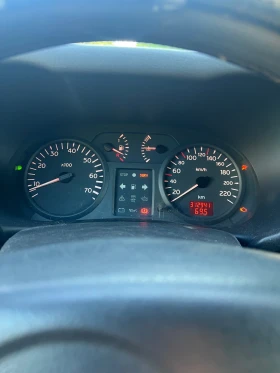 Renault Clio 1.2 16v, снимка 12