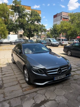 Mercedes-Benz 200, снимка 1