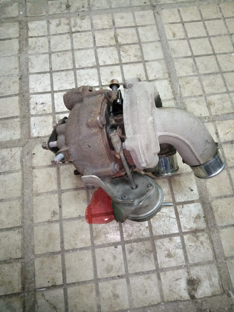 Toyota Corolla 2000CC DIESEL 1CDFTV, снимка 14 - Автомобили и джипове - 45263685