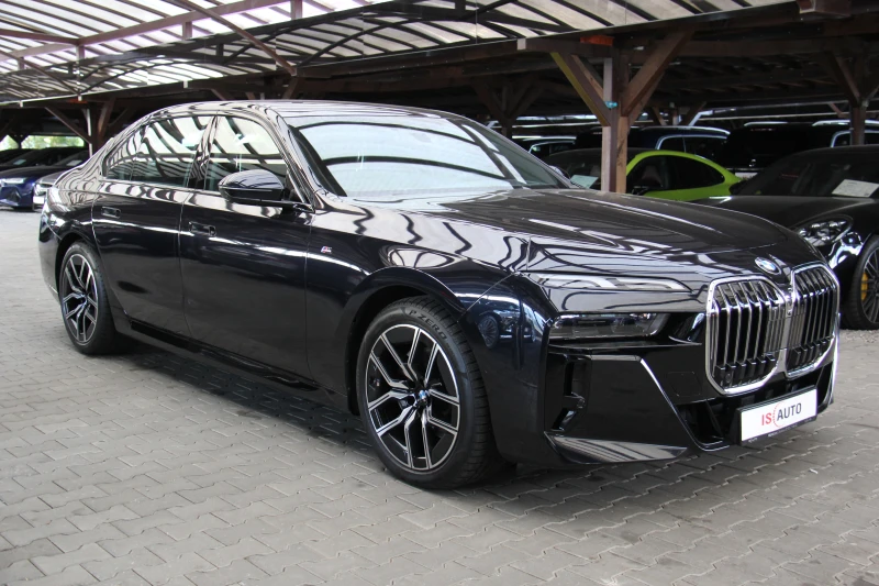 BMW 740 Xdrive/M-Performance/Bowers&Wilkins/Подгрев/Pano, снимка 3 - Автомобили и джипове - 47412534