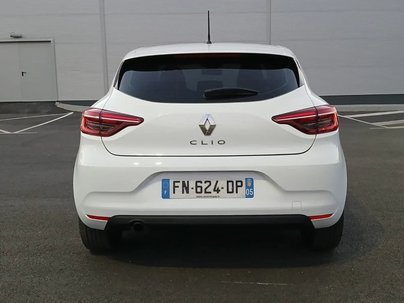 Renault Clio ПЕРФЕКТНА ! + ЗИМНИ ГУМИ С ДЖАНТИ НАВИ ЛЕД ФАРОВЕ, снимка 4 - Автомобили и джипове - 47478903