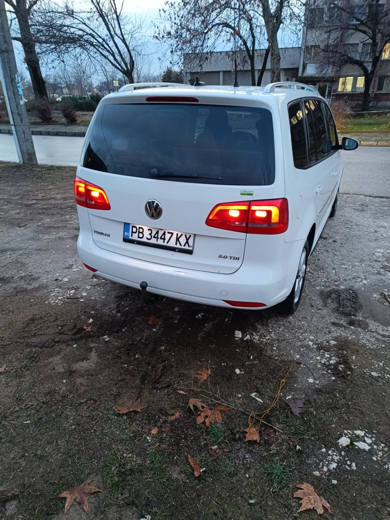 VW Touran, снимка 5 - Автомобили и джипове - 48473521