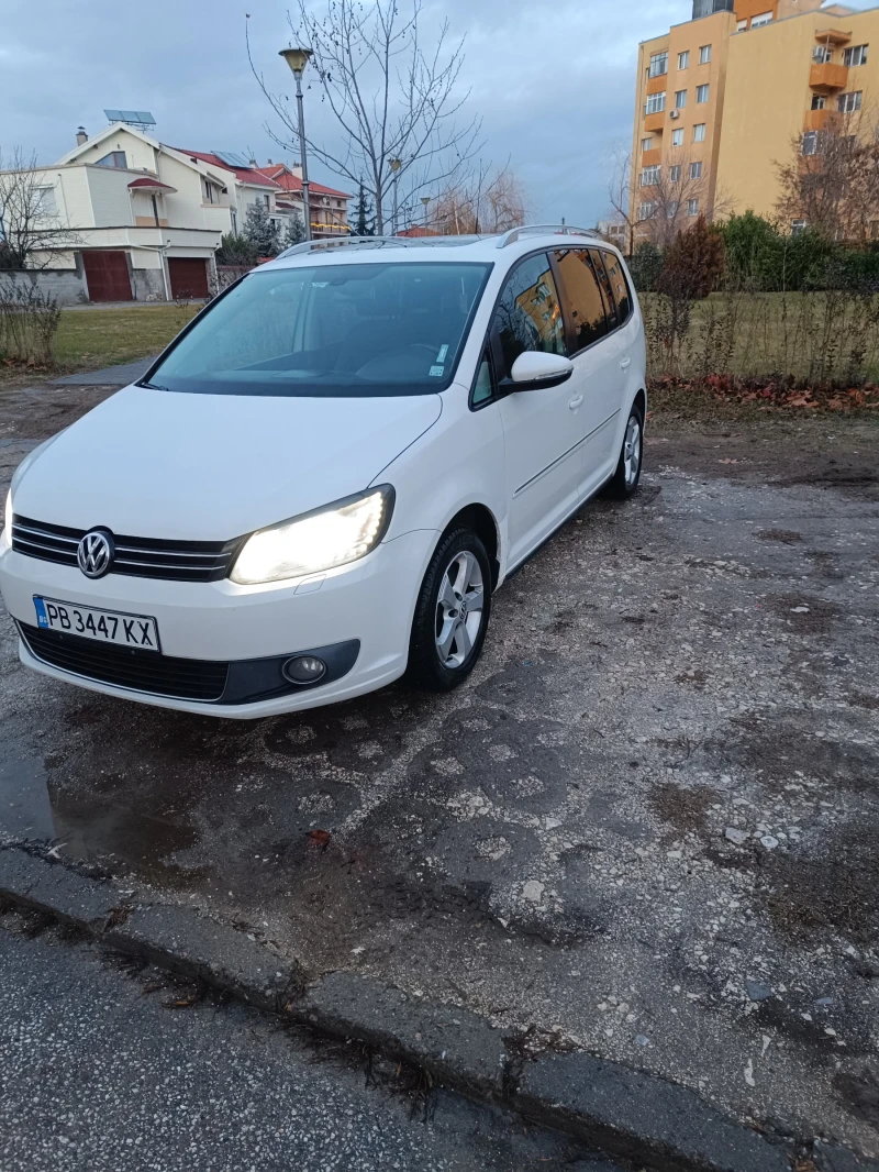 VW Touran, снимка 3 - Автомобили и джипове - 48473521