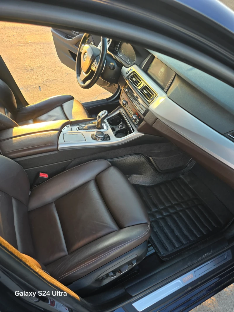 BMW 535 D LUXURY/4x4/HEAD UP/Нави/Подгрев/Обдух/кожа Mocca, снимка 7 - Автомобили и джипове - 52450138