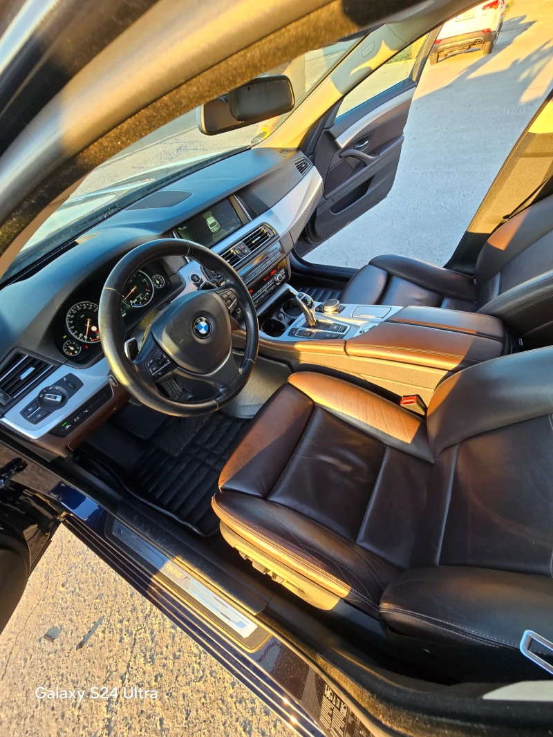 BMW 535 D LUXURY/4x4/HEAD UP/Нави/Подгрев/Обдух/кожа Mocca, снимка 6 - Автомобили и джипове - 52450138