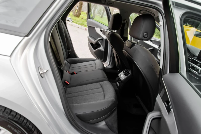 Audi A4 2.0d 190к.с. QUATTRO, снимка 10 - Автомобили и джипове - 52395870