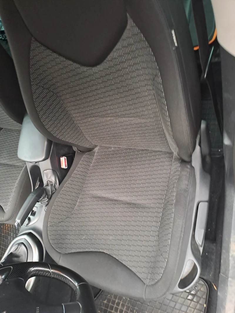 Peugeot 308, снимка 6 - Автомобили и джипове - 52424376