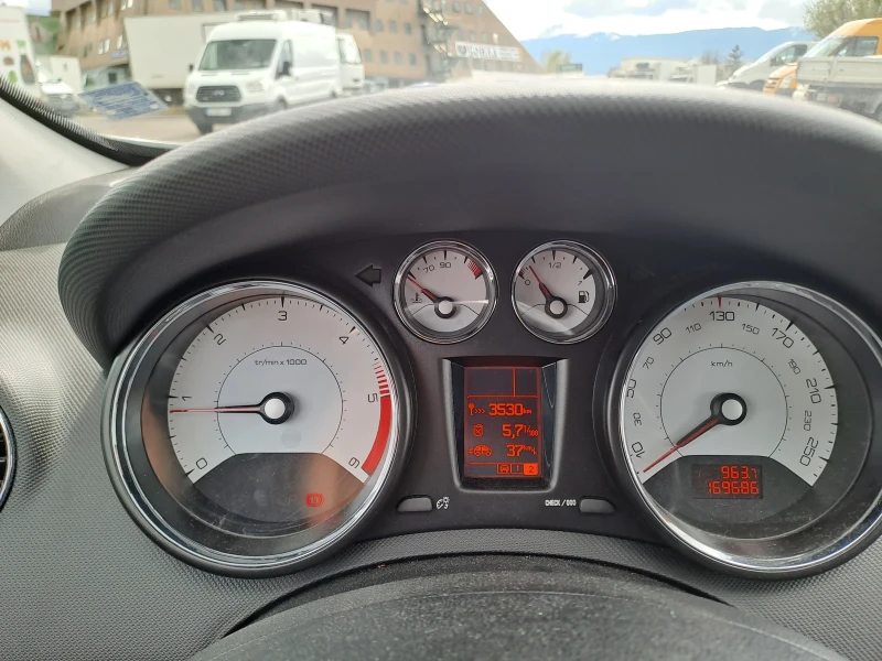 Peugeot 308, снимка 5 - Автомобили и джипове - 52424376