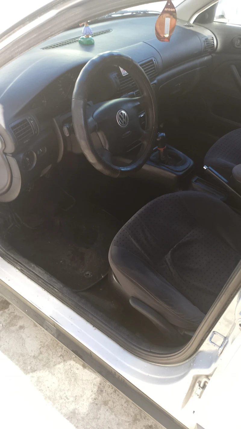 VW Passat, снимка 6 - Автомобили и джипове - 52744253