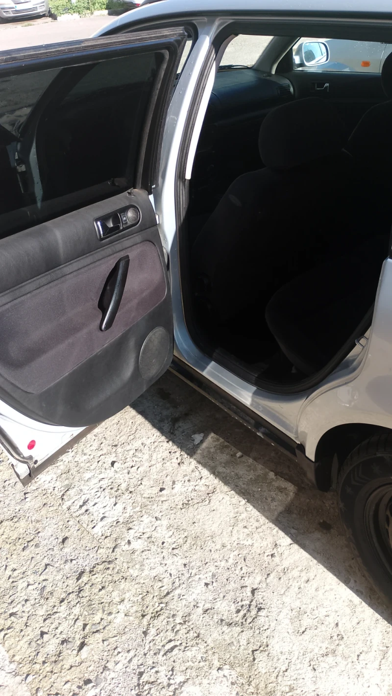 VW Passat, снимка 8 - Автомобили и джипове - 52744253