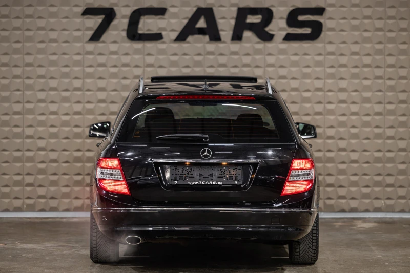 Mercedes-Benz C 180 T* KOMPRESSOR* AVANTGARDE* ПОДГРЕВ* ПАНОРАМА, снимка 5 - Автомобили и джипове - 52815791