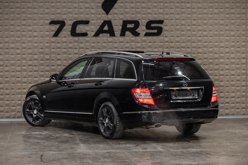Mercedes-Benz C 180 T* KOMPRESSOR* AVANTGARDE* ПОДГРЕВ* ПАНОРАМА, снимка 4 - Автомобили и джипове - 52815791