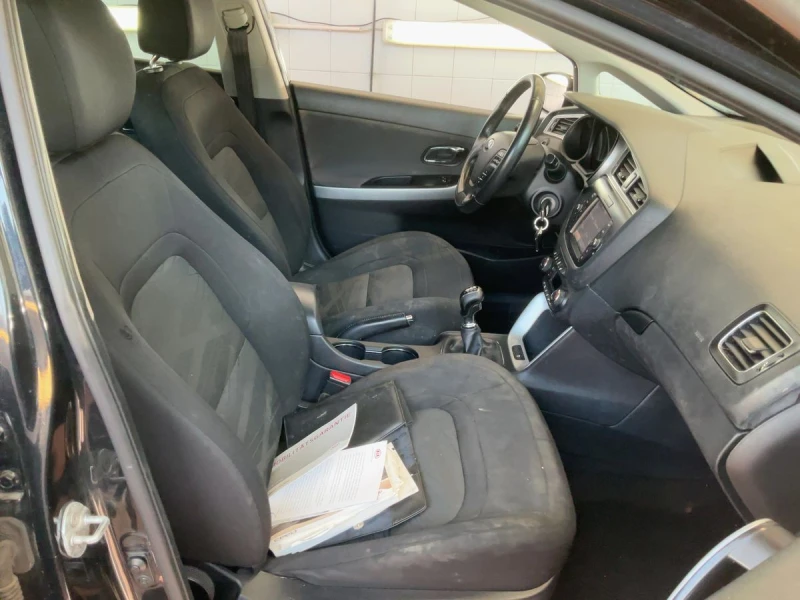 Kia Ceed 1.0 TGDI, снимка 4 - Автомобили и джипове - 52919203