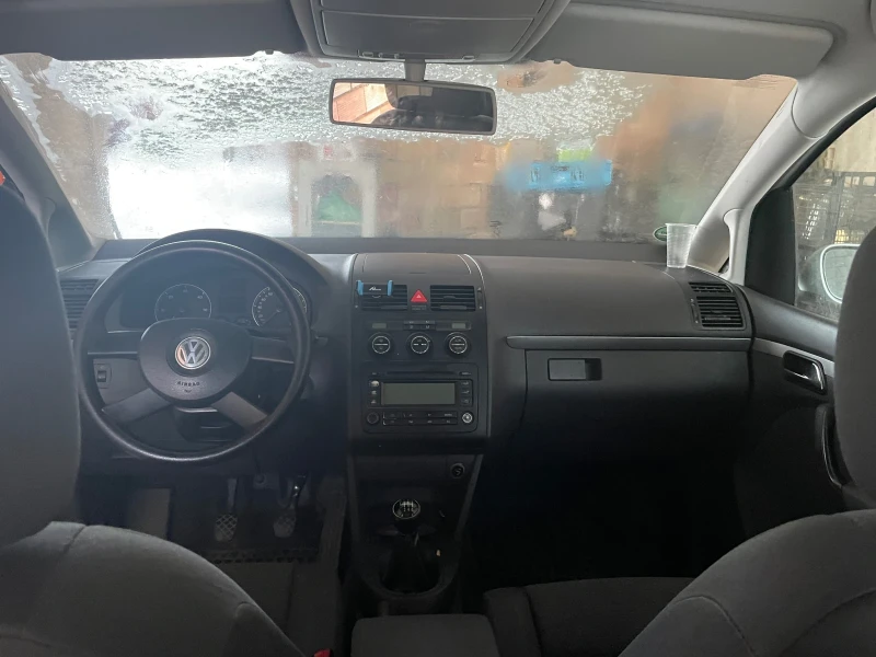 VW Touran, снимка 12 - Автомобили и джипове - 53526284
