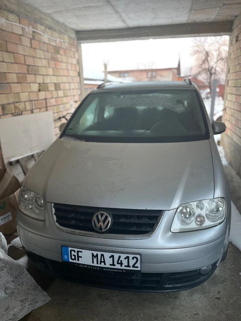 VW Touran, снимка 3 - Автомобили и джипове - 53526284