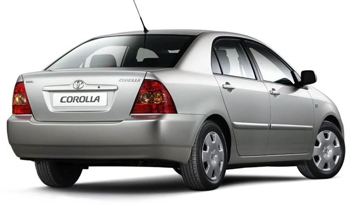 Toyota Corolla 2000CC DIESEL 1CDFTV, снимка 2 - Автомобили и джипове - 45263685