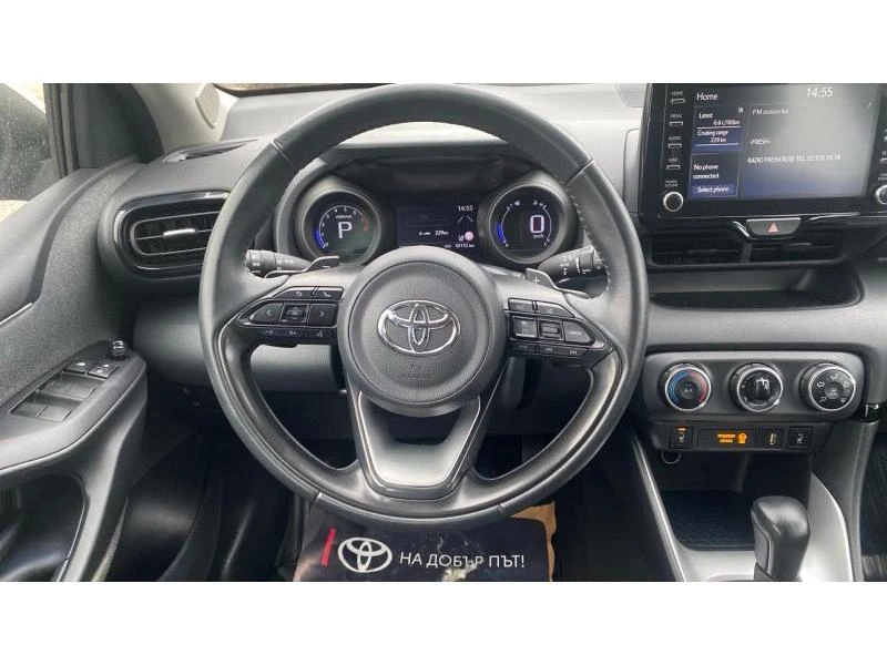 Toyota Yaris  - изображение 9