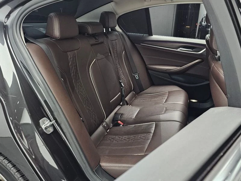 BMW 530 530I Luxury Plus, снимка 16 - Автомобили и джипове - 55505379
