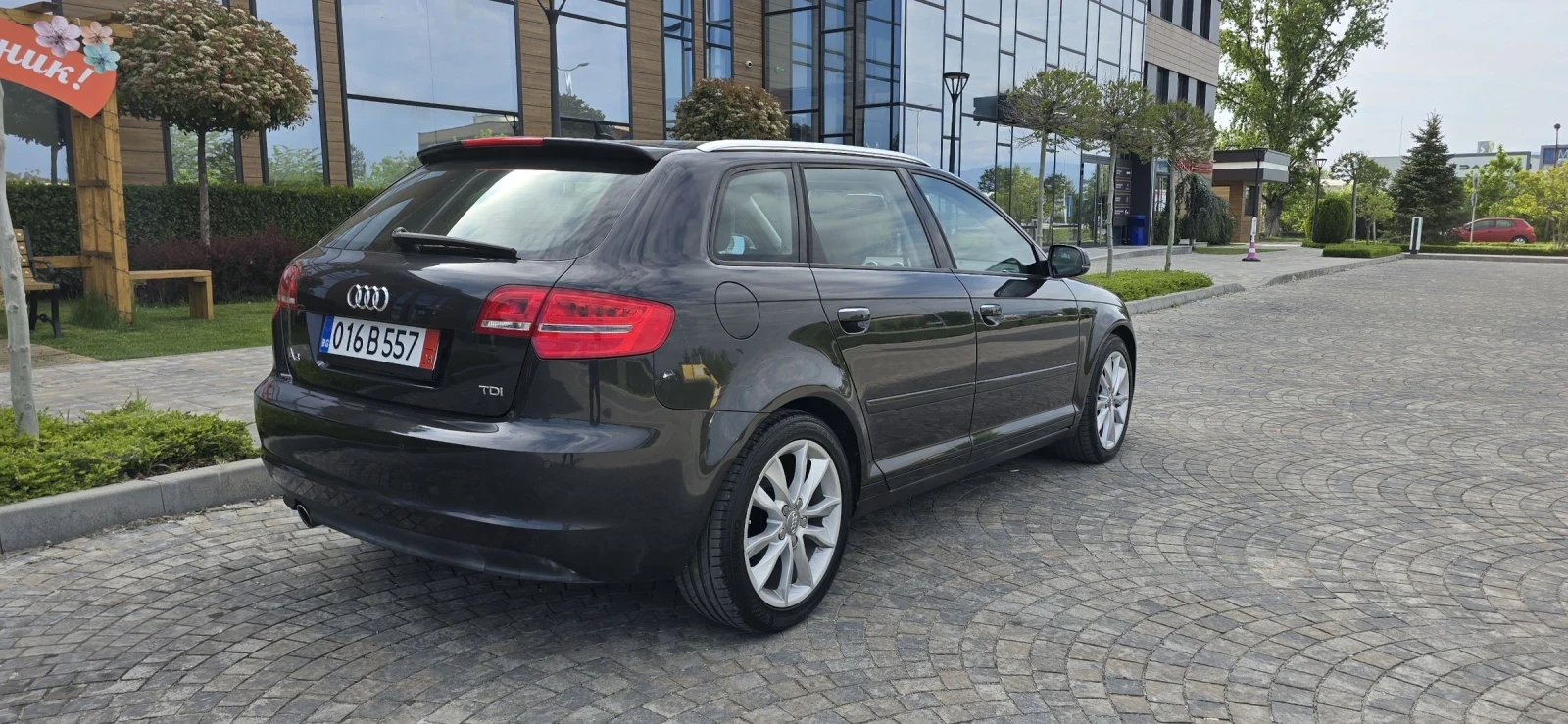 Audi A3 2.0  TDI 140 K.S. FULL!!!   S-LINE - изображение 7