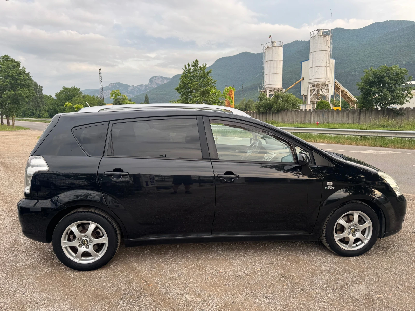 Toyota Avensis verso 2.2 D-CAT 6ck / KLIMATR /7 MESTEN /177k.c 203000км - изображение 7